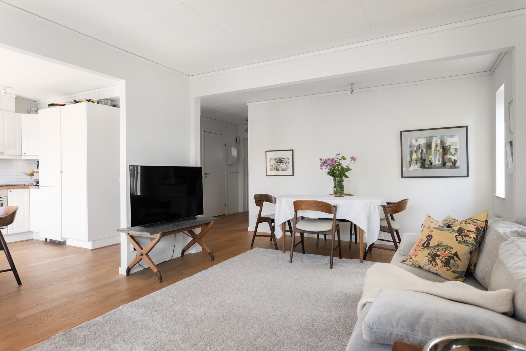 Fönster, ljusinsläpp i tre väderstreck